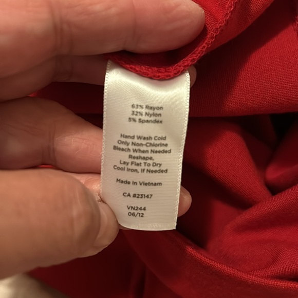 Talbots red 3/4 sleeves top, excellent condition SZ L - Picture 5 of 5